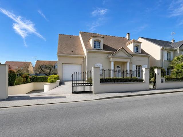 Maison vente à Les Marronniers, Beauchamp
