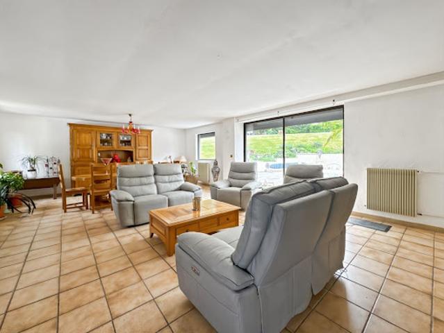 Maison vente à Périgueux, Atur