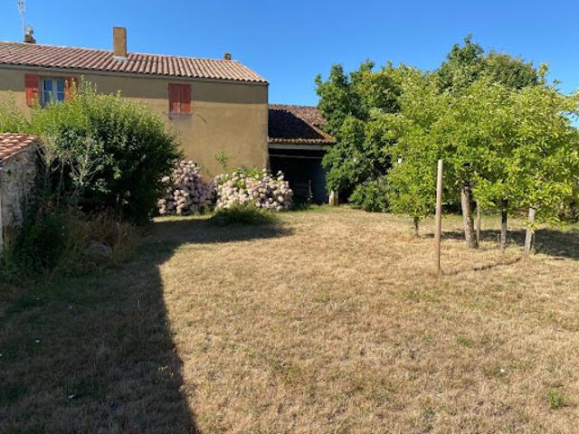Maison vente à Saintes, Nouvelle-Aquitaine