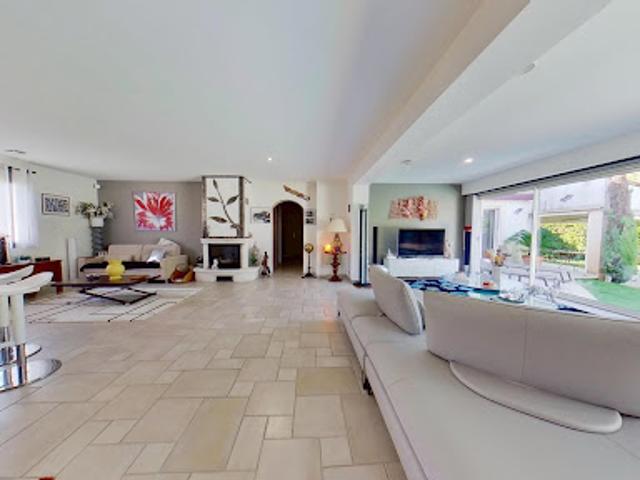 Maison vente à Nîmes, Parignargues