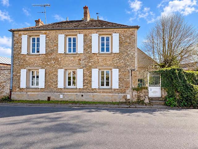 Maison vente à Saint-Sauveur-sur-École, Seine-et-Marne