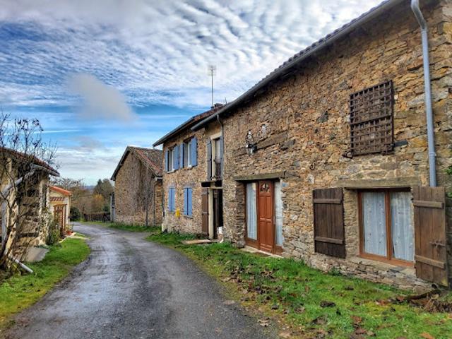 Maison vente à Rochechouart, Champagnac-la-rivière