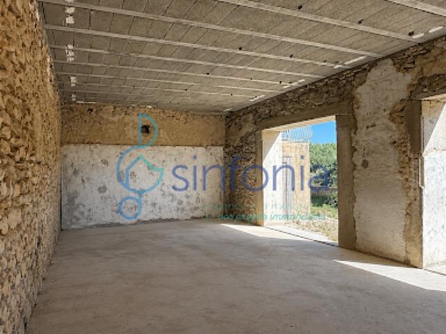 Maison vente à Nîmes, Saint-maximin