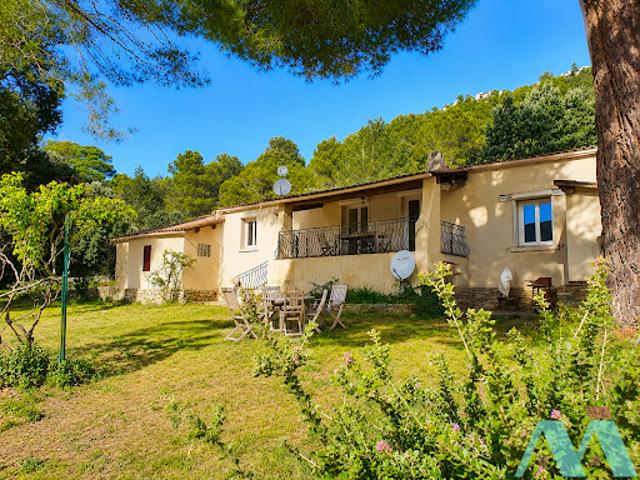 Maison vente à Arrondissement de Toulon, Signes