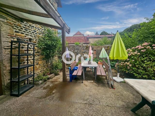Maison vente à Oloron-Sainte-Marie, Bugnein