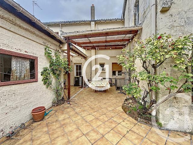 Maison vente à Cognac
