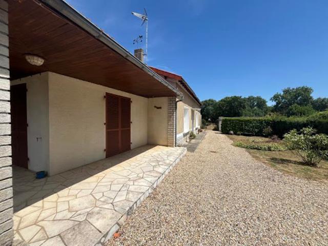 Maison vente à Confolens, Paizay-naudouin-embourie