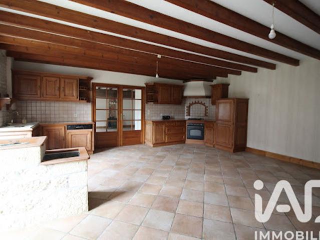 Maison vente à Confolens, La Magdeleine