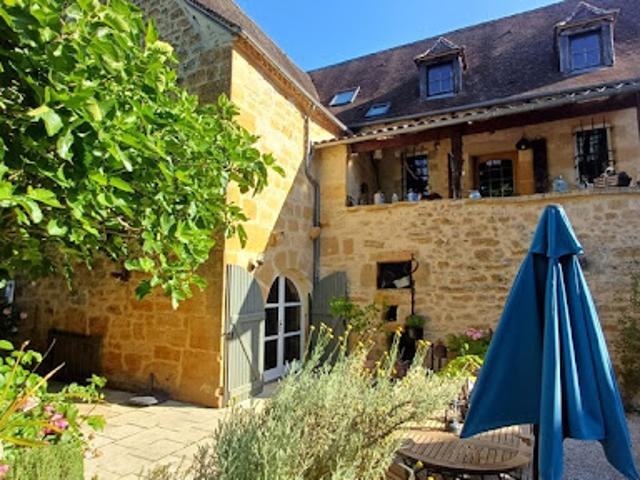Maison vente à Sarlat-la-Canéda, Azerat
