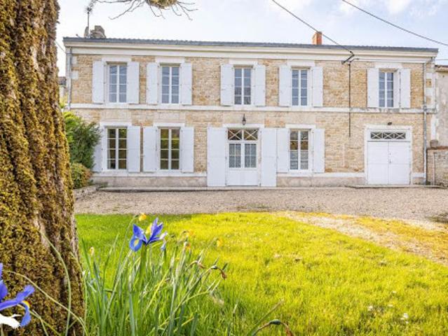 Maison vente à Rochefort, Ardillières