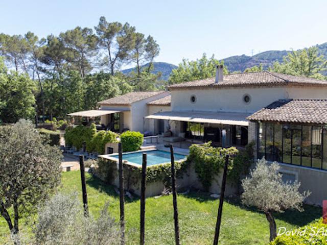 Maison vente à Brignoles, Le Thoronet