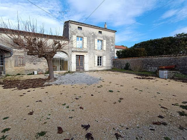 Maison vente à Cognac, Sigogne