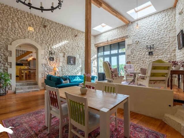 Maison vente à Angoulême, Saint-romain