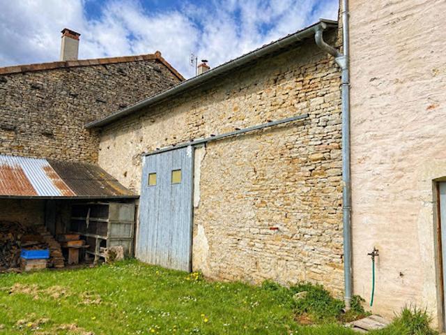 Maison vente à Mâcon, Uchizy