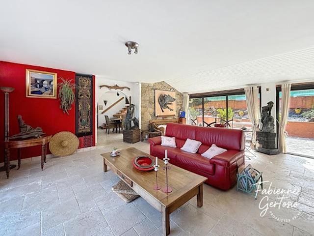 Maison vente à Arrondissement de Toulon, Le Beausset