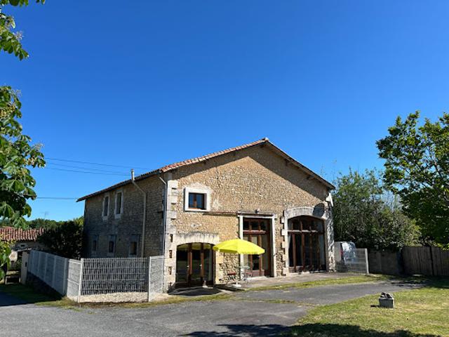 Maison vente à Angoulême, Bors(canton De Montmoreau-saint-cybard)
