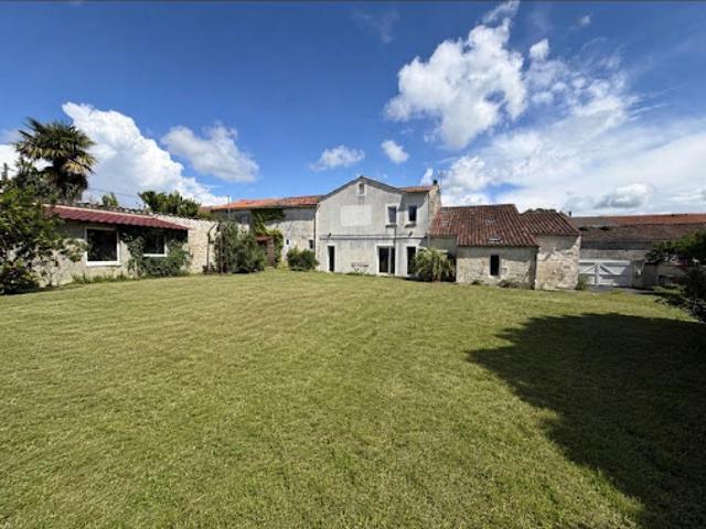 Maison vente à Rochefort, Aigrefeuille-d'aunis