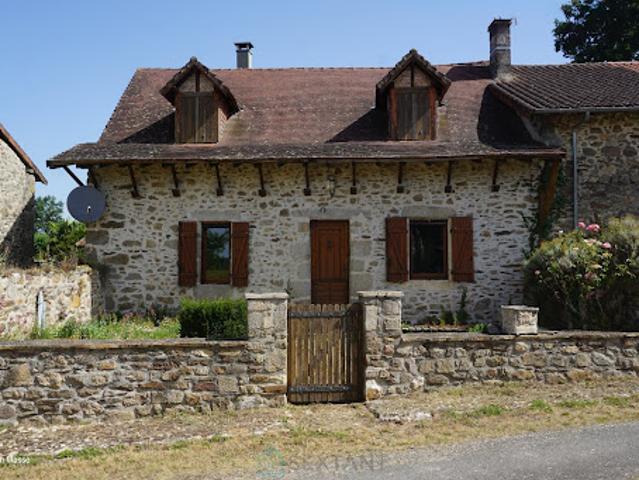 Maison vente à Nontron, Saint-saud-lacoussière