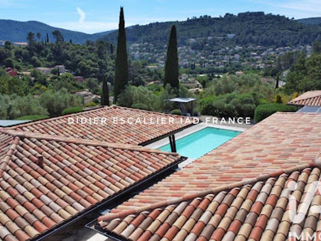 Maison vente à Arrondissement de Toulon, Solliès-toucas