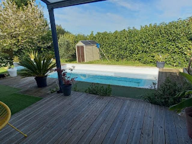 Maison vente à Saint-bonnet-sur-gironde, Charente-Maritime