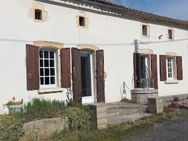 Maison vente à Jonzac, Saint-bonnet-sur-gironde