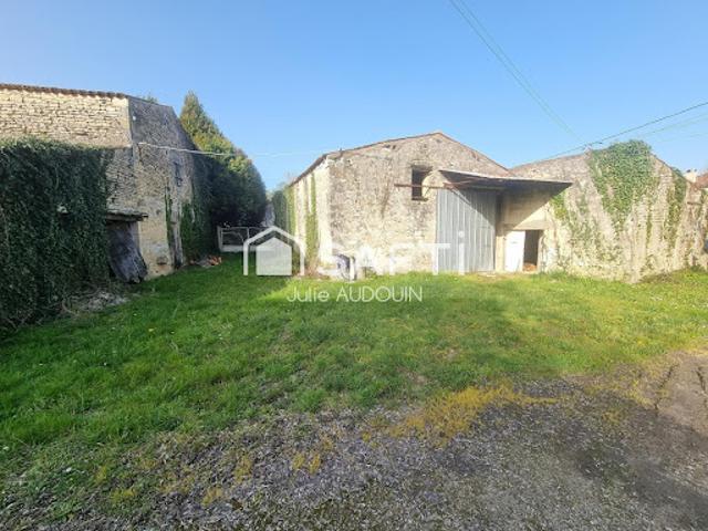 Maison vente à Saint-Jean-d'Angély, Aumagne