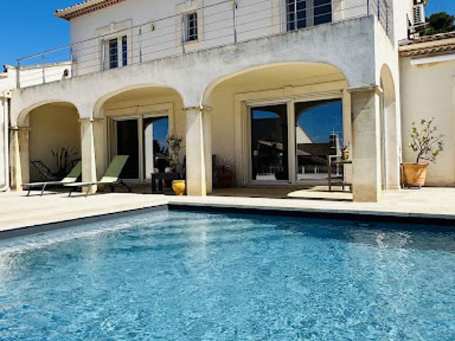 Maison vente à Nîmes, Beaucaire