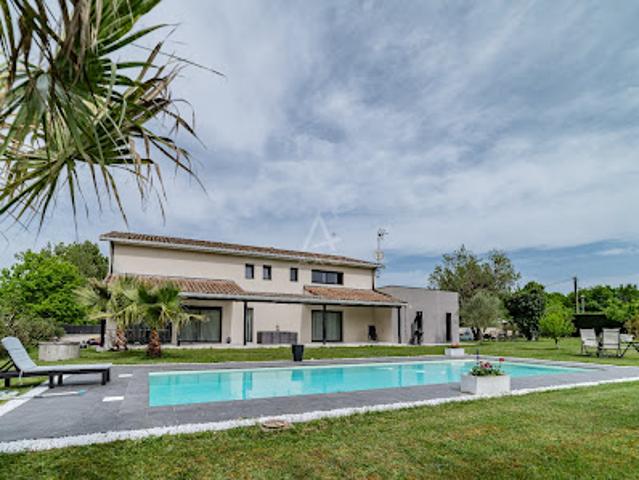 Maison vente à Meque, Montberon