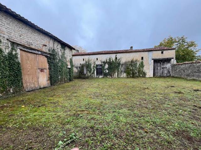 Maison vente à Angoulême, Montemboeuf