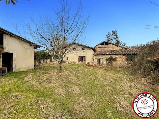 Maison vente à Saint-quentin-de-chalais