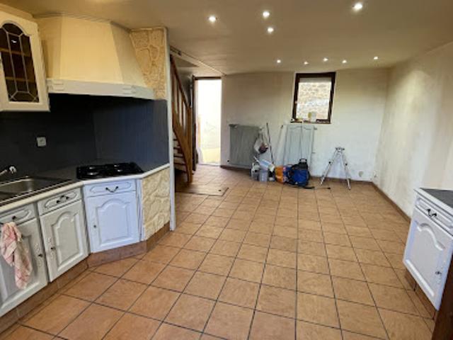 Maison vente à Montbrison, Chamboeuf