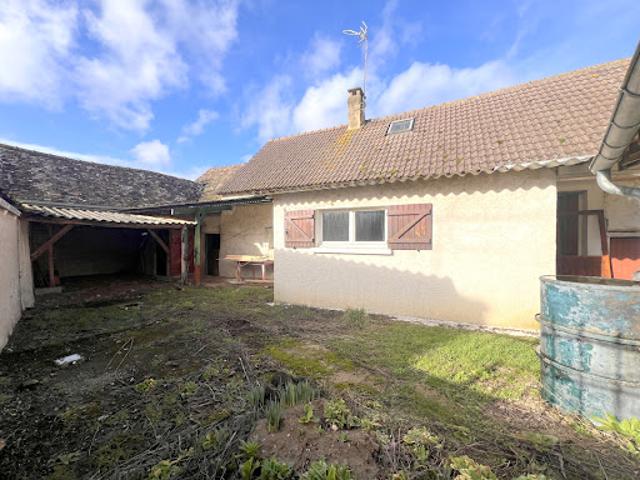 Maison vente à Dreux, Bû