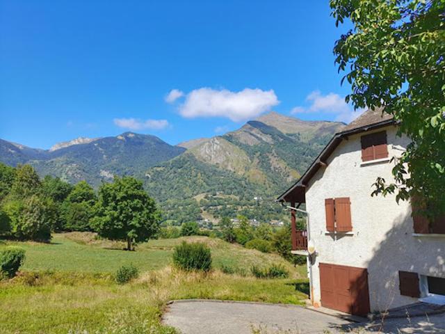 Maison vente à Oloron-Sainte-Marie, Béost