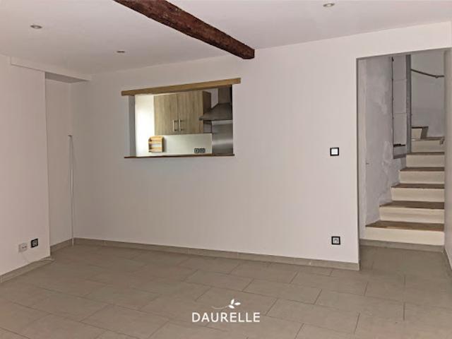 Maison vente à Arles, La Salle Les Alpes