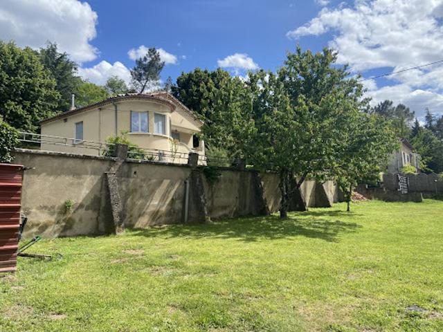 Maison vente à Les Cayrades, Courry