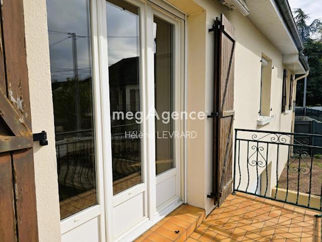 Maison vente à Hameau de la Métairie, Évron