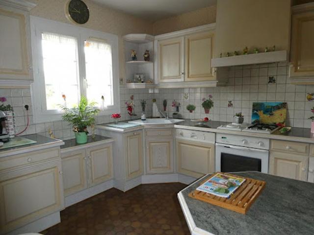 Maison vente à Caen, Moult