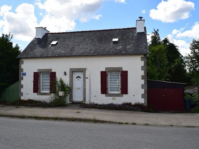 Maison vente à Poullaouen