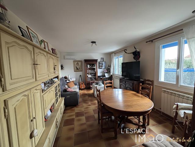 Maison vente à Arles, Cabannes