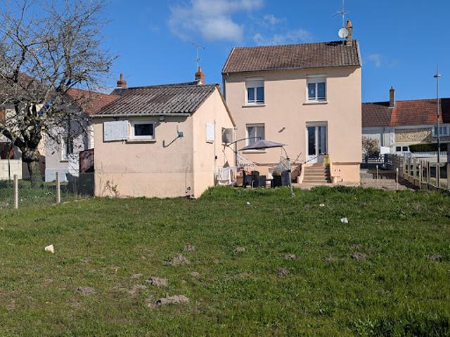 Maison vente à Cour St Sauveur, Nevers