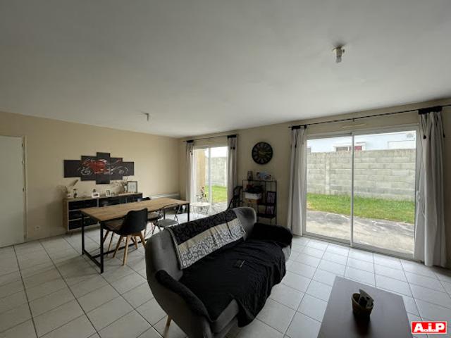 Maison vente à Fontenay-le-Comte, La Flocellière