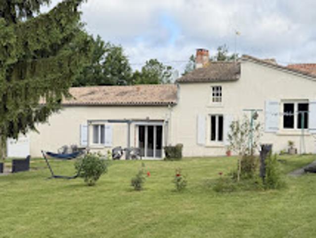 Maison vente à Fontenay-le-Comte, Bazoges-en-pareds