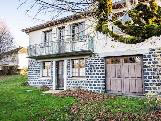 Maison vente à Mauriac, Pleaux