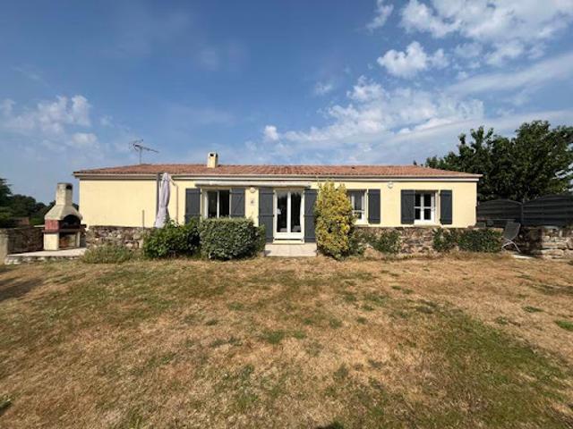 Maison vente à Confolens