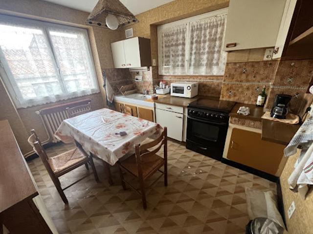 Maison vente à Châteaubrun, Nouic