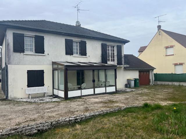 Maison vente à Orléans, Ormes