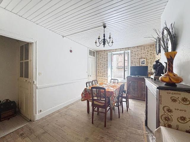Maison vente à Villefranche-de-Rouergue, Sauveterre-de-rouergue