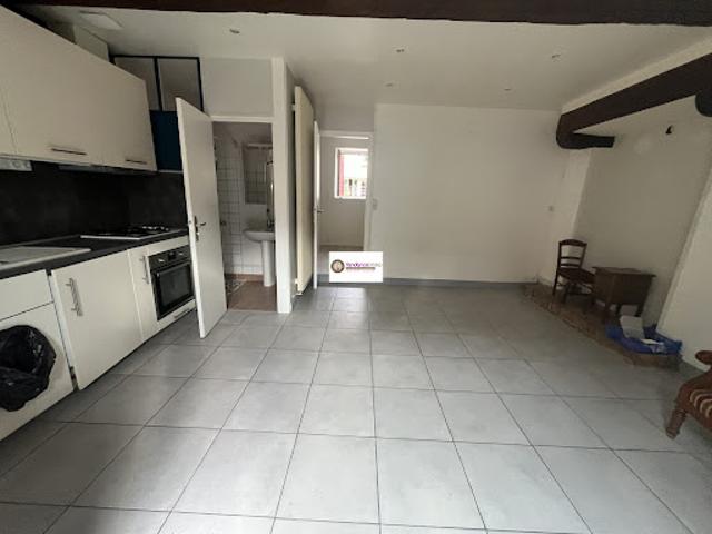 Maison vente à Alençon, Saint-aubin-d'appenai