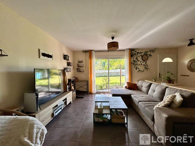 Maison vente à Les Bluhes, Saugnacq-et-muret