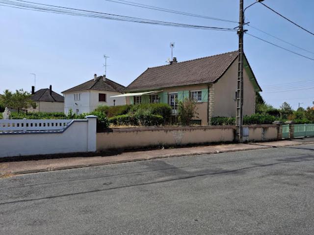 Maison vente à Montluçon, Commentry